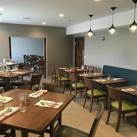 Four Points By Sheraton Mount Prospect O\'Hare