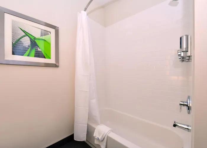 Four Points By Sheraton O'hare 3*