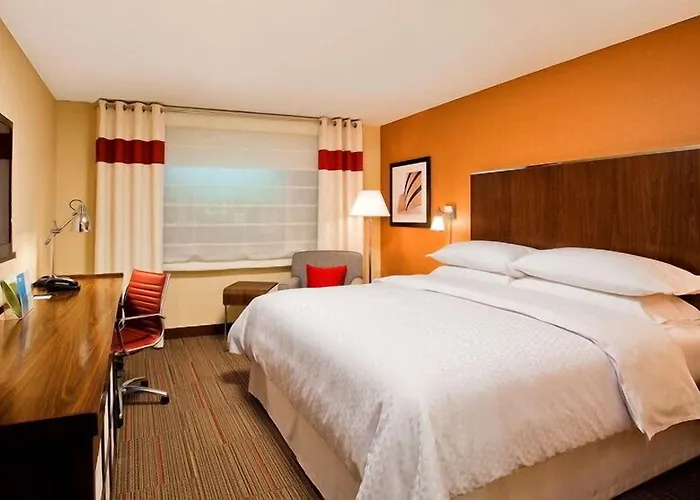 Four Points By Sheraton O'hare Hotel 3*